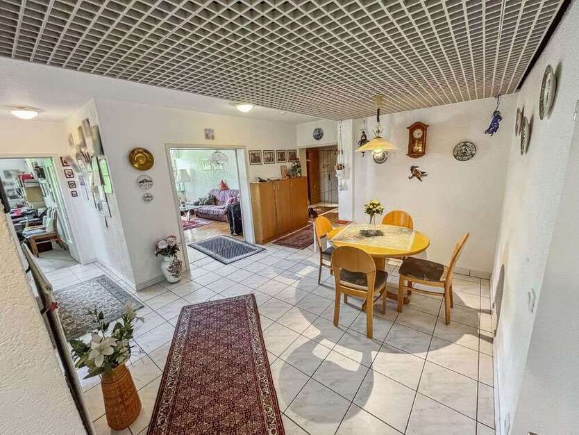 Wohnung zum Kaufen in Köln 249.000 € 103.26 m²
