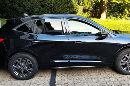 Ford Kuga 66.500 km 16.500 &euro; Bergisch Gladbach 51465