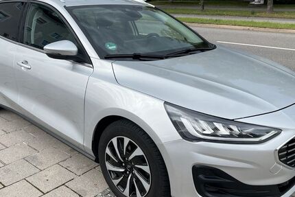 Ford Focus 102.000 km 14.650 € Regensburg 93055
