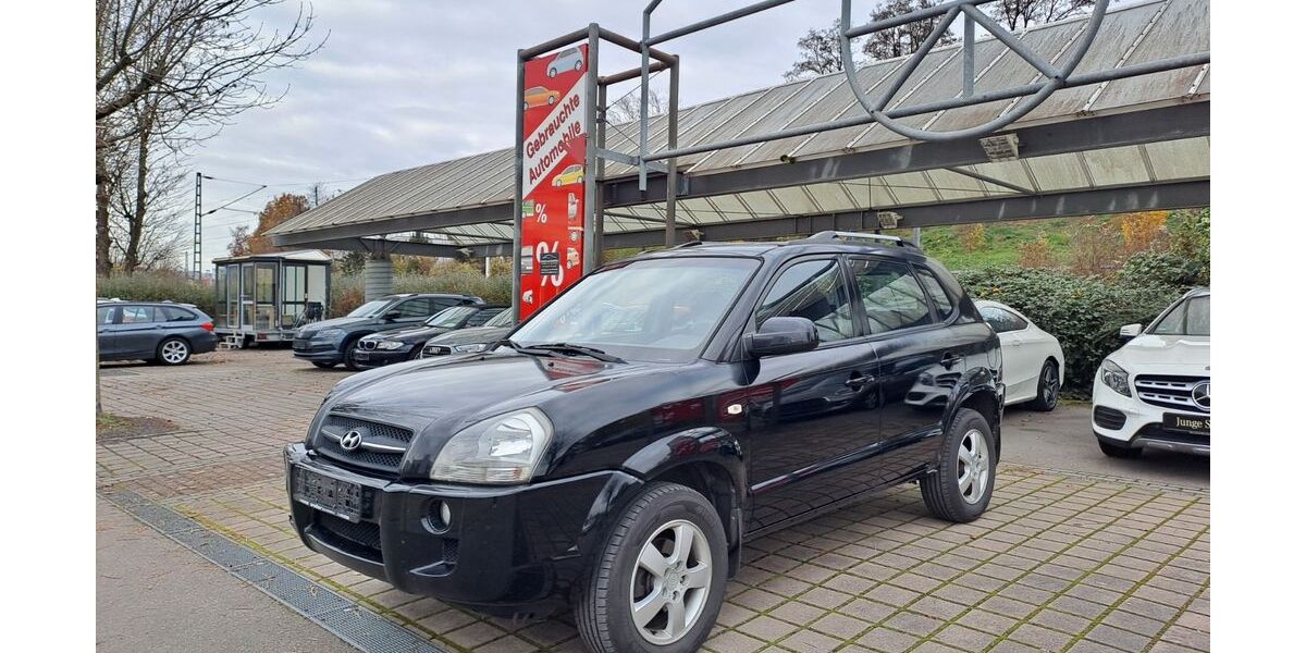 Hyundai TUCSON 127.000 km 3.450 &euro; Esslingen 73730