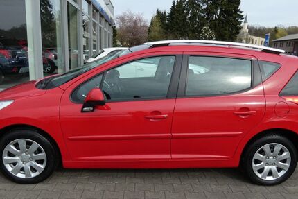 Peugeot 207 54.000 km 3.790 &euro; Bergkamen 59192