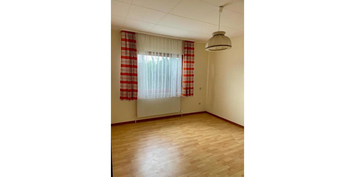 Bungalow Weilrod - 3 Zimmer, 120 m&sup2;, 350.000&euro; | Angebot:26719958