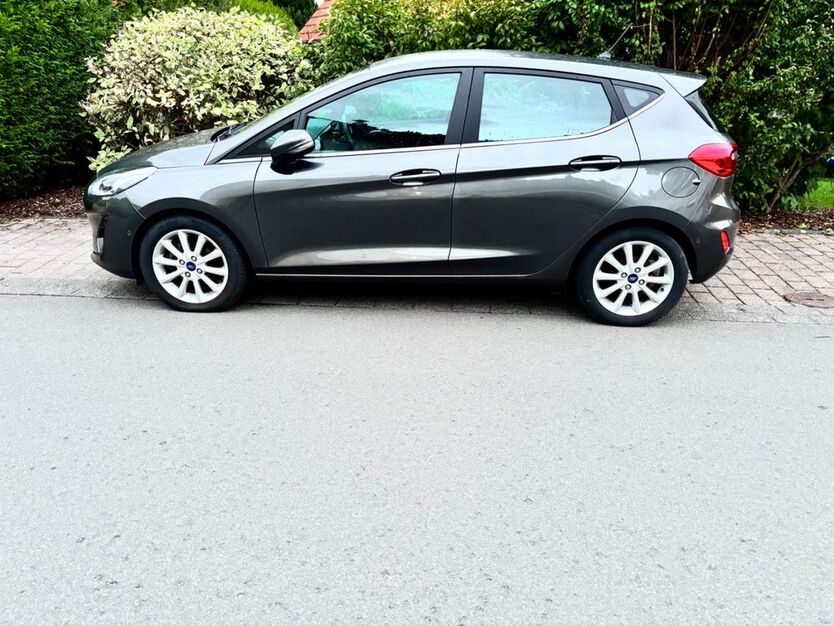Ford Fiesta 59.500 km 10.999 € Kall 53925