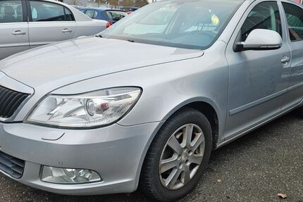 Skoda Octavia 166.325 km 7.199 &euro; Fürth 90763