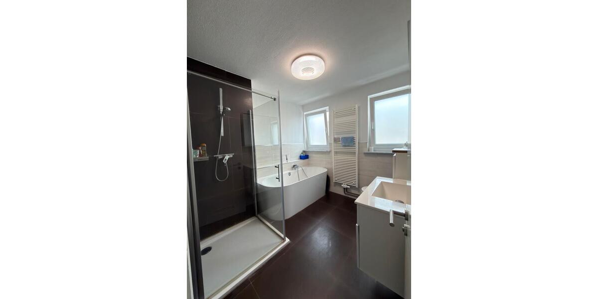 Einfamilienhaus Volkmarsen - 5 Zimmer, 120 m&sup2;, 379.000&euro; | Angebot:26919686