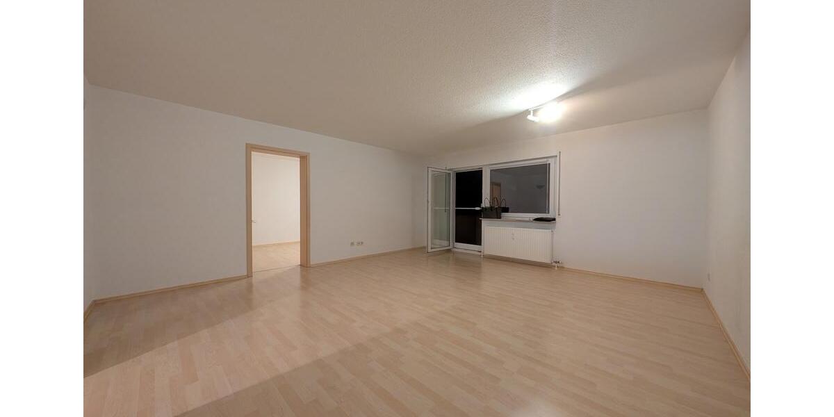 Etagenwohnung Sachsenheim - 2 Zimmer, 53 m&sup2;, 740&euro; | Angebot:26336498