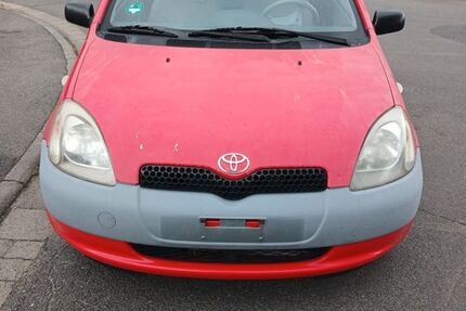 Toyota Yaris 180.000 km 799 &euro; Hanau 63457