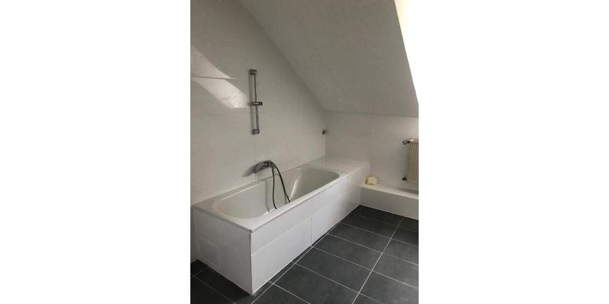 +++Stattliches 3-Familienhaus im Stadtzentrum mit Hof und großer Garage+++ 1 zimmer