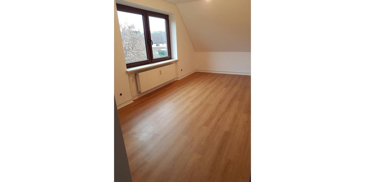 Etagenwohnung Osterode am Harz - 3 Zimmer, 93 m&sup2;, 650&euro; | Angebot:26343110