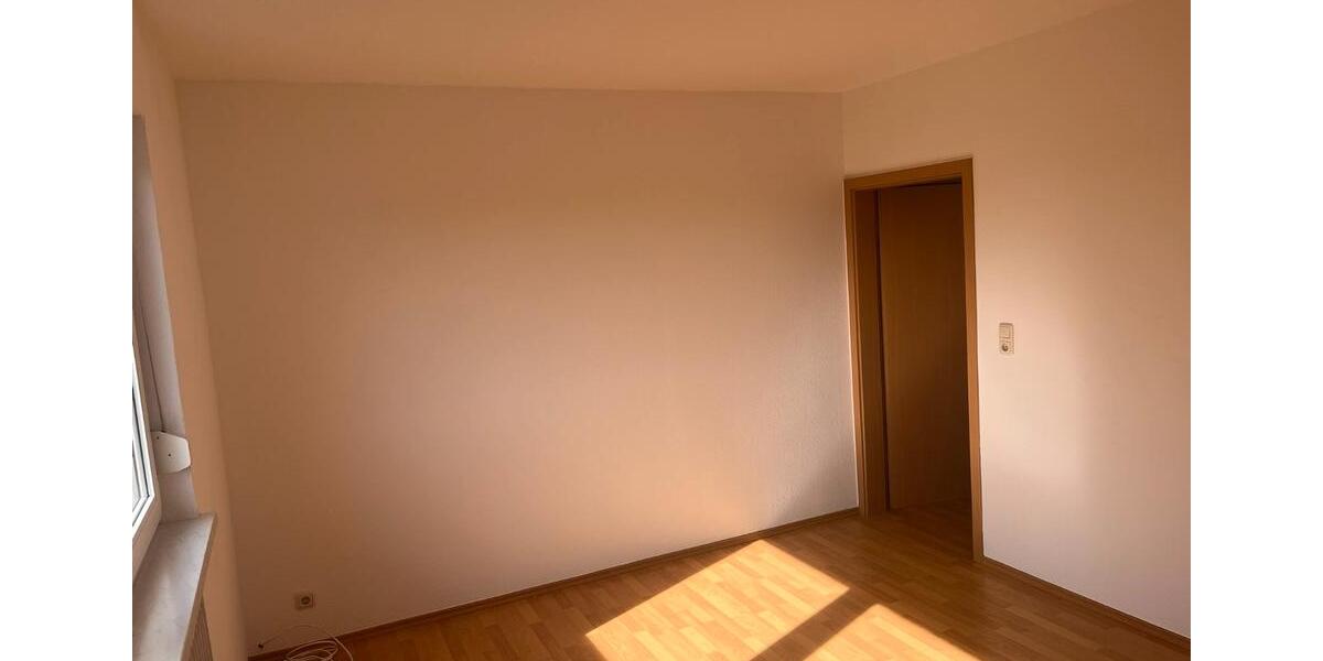 Etagenwohnung Stockheim - 4 Zimmer, 90 m&sup2;, 595&euro; | Angebot:26326238