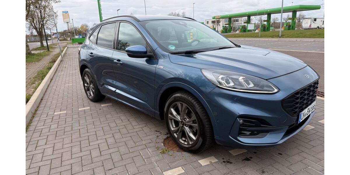 Ford Kuga 122.000 km 16.100 &euro; Eichenbarleben 39167