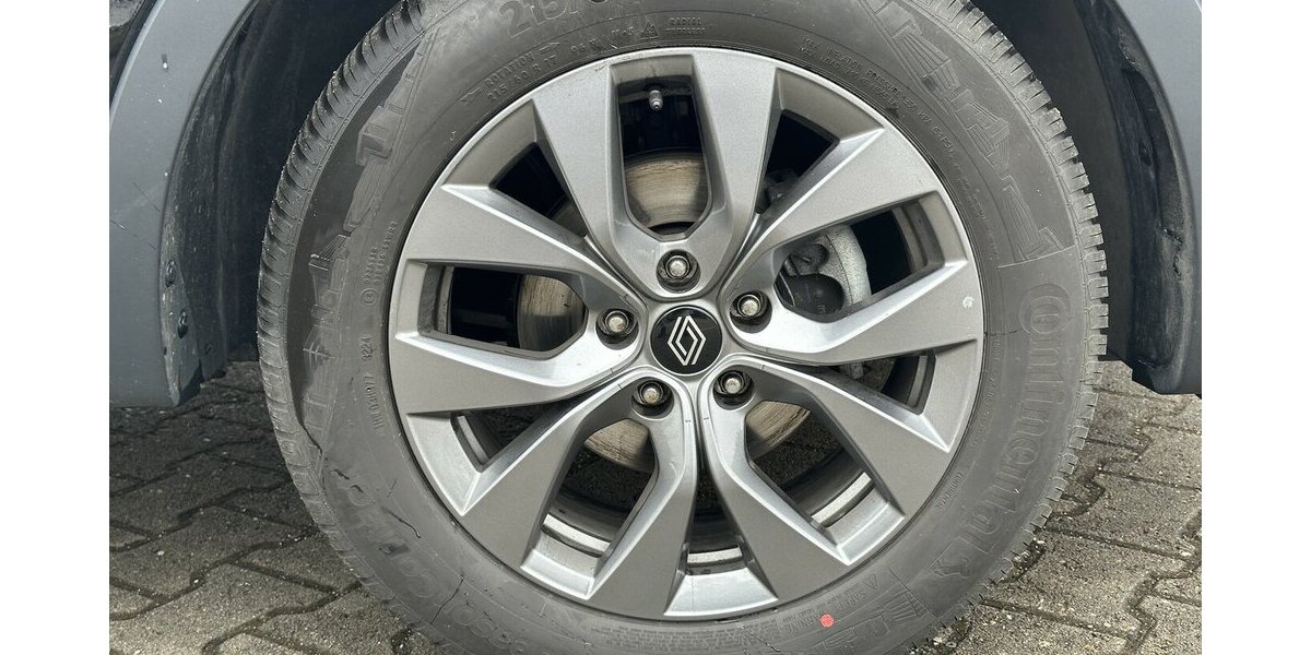 Renault Arkana Deutsch Techno MildHyb140EDC/SitzH/360° 13.900 km 23.990 &euro; Donauwörth 86609
