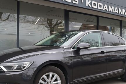 VW Passat 262.548 km 9.950 &euro; Rheda-Wiedenbrück 33378