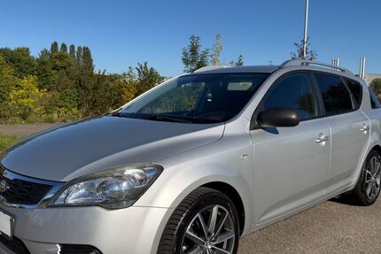 Kia ceed / Ceed 109.000 km 3.900 &euro; Karlsfeld 85757