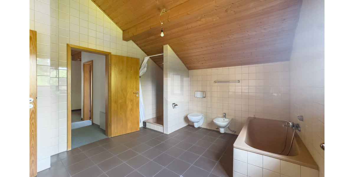 WINDISCH IMMOBILIEN - Traumhaftes EFH auf großem Grundstück in Bestlage von Gröbenzell - Einfamilienhaus Gröbenzell | Angebot:26381727