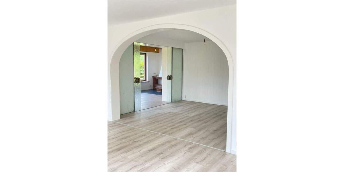 VERKAUFT! Gepflegtes Mehrfamilienhaus mit Garten in Loxstedt! 1 zimmer