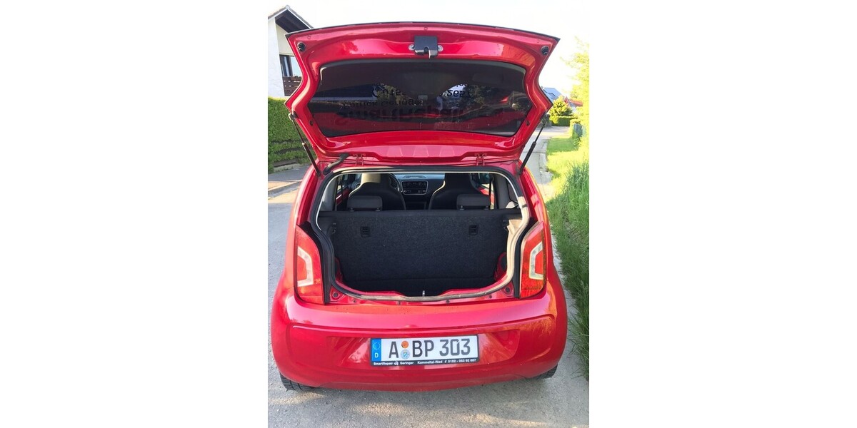 VW UP 142.000 km 3.300 € Diedorf 86420