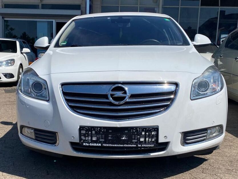 Opel Insignia 231.000 km 4.990 € Ehrenkirchen-Kirchhofen 79238