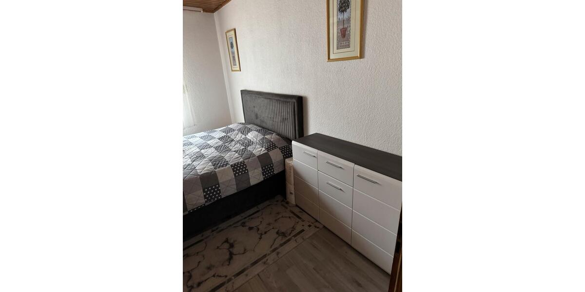 Etagenwohnung Ludwigshafen am Rhein Ludwigshafen-Hemshof - 4 Zimmer, 96 m&sup2;, 1.650&euro; | Angebot:25934719