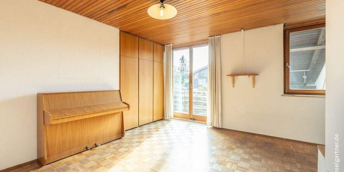Einfamilienhaus Kirchheim bei München Heimstetten - 7 Zimmer, 240 m&sup2;, 1.100.000&euro; | Angebot:25728775