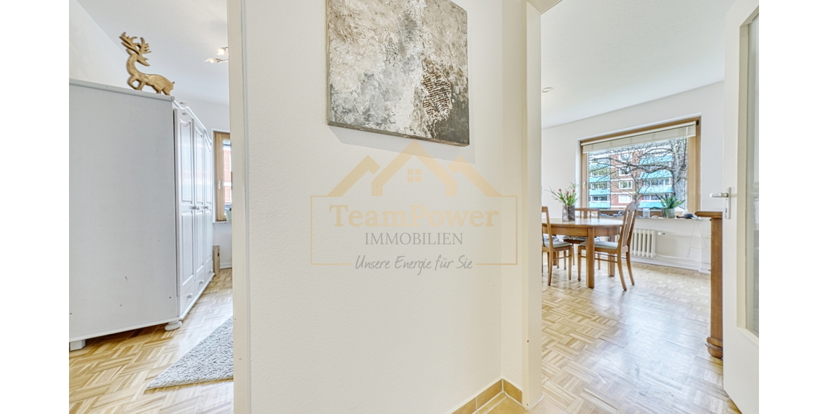 Wohnen nahe AEZ: 3,5 Zimmer, Balkon & TG - Stellplatz im Hochparterre - Erdgeschoßwohnung Hamburg Wandsbek | Angebot:26294180