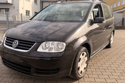 VW Touran 232.000 km 1.450 &euro; Fürth 90763