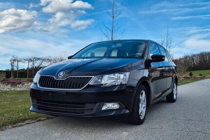 Skoda Fabia 129.500 km 7.490 &euro; Hofkirchen 94544