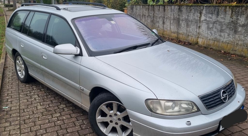 Opel Omega 249.000 km 2.795 &euro; Bechtheim 67595