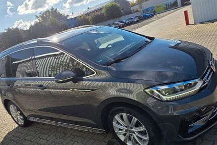VW Touran 145.000 km 21.990 € Remlingen 38319
