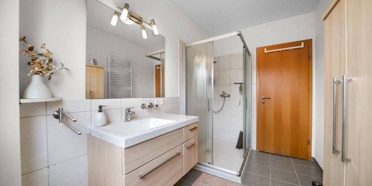 Einfamilienhaus Blender - 6 Zimmer, 174 m&sup2;, 349.000&euro; | Angebot:26644147