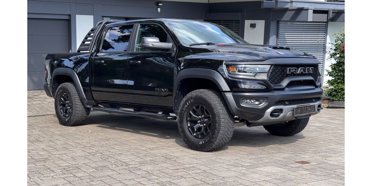 Dodge RAM 18.585 km 109.900 &euro; Daleiden 54689