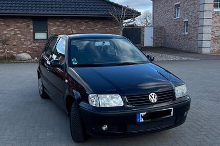 VW Polo 140.000 km 2.800 &euro; Neumünster 24536