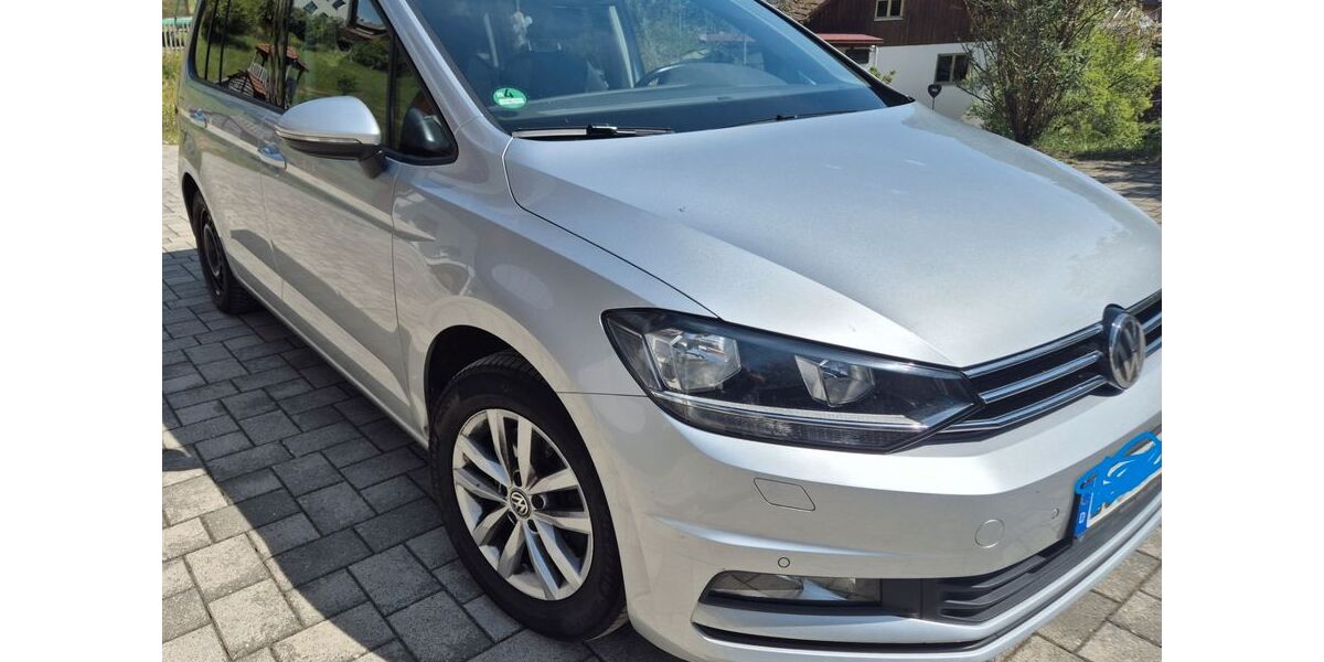 VW Touran 139.600 km 15.400 &euro; Zell (Wiesental) 79669
