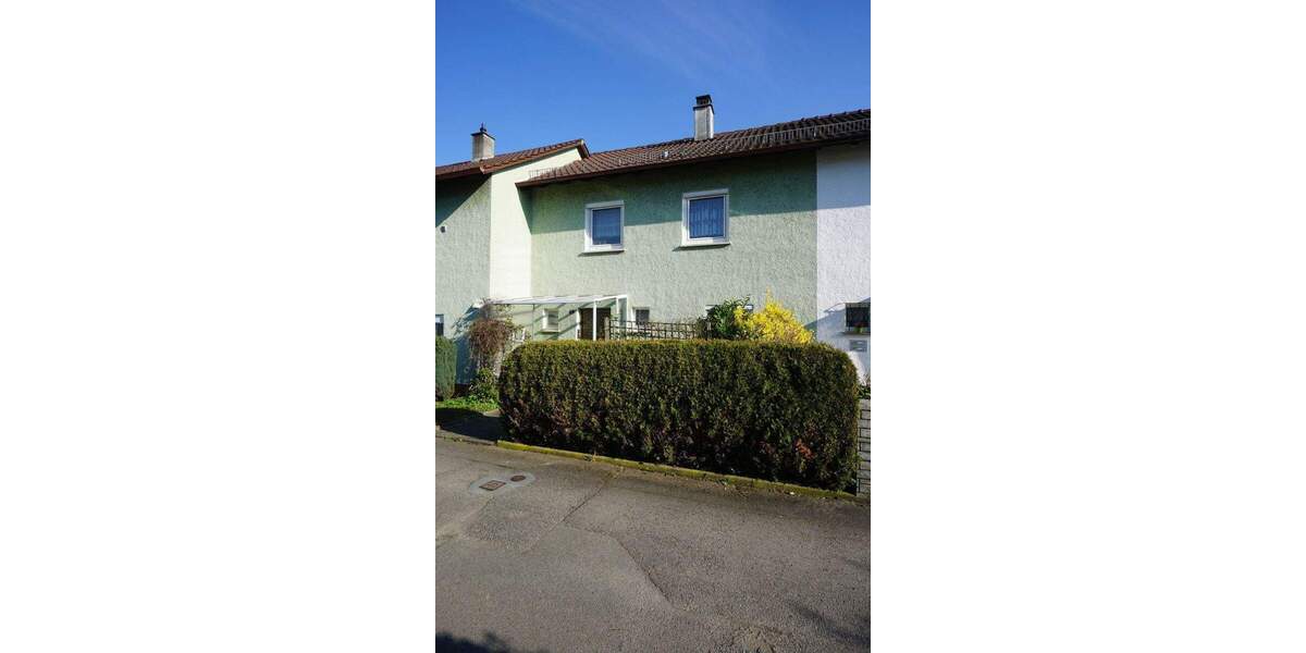 Reihenmittelhaus Reutlingen Römerschanze - 4 Zimmer, 86 m&sup2;, 265.000&euro; | Angebot:25915986