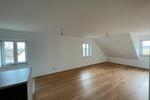 Dachgeschoßwohnung Gunzenhausen - 3 Zimmer, 90 m&sup2;, 950&euro; | Angebot:26464332