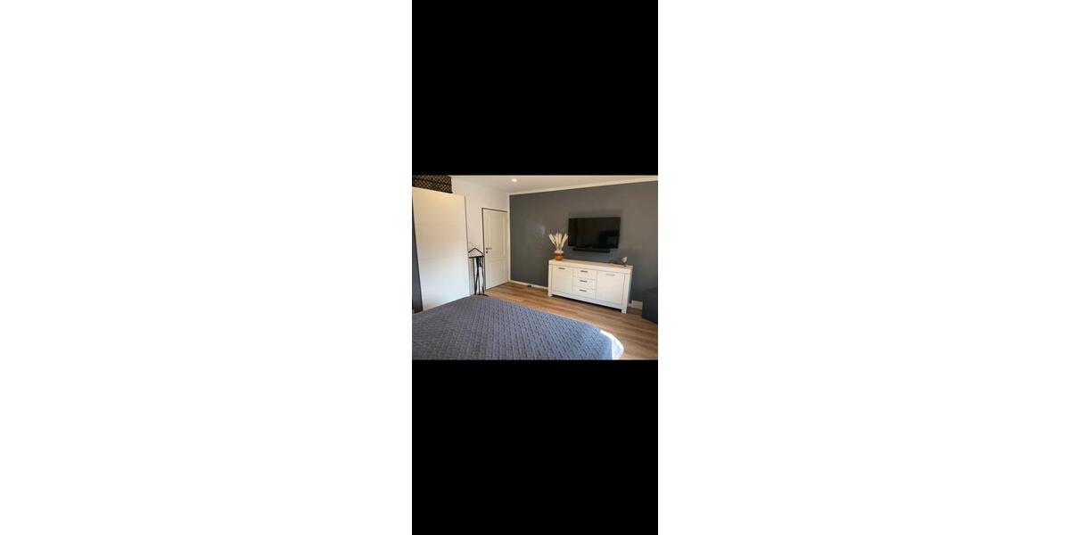 Erdgeschoßwohnung Varel - 3 Zimmer, 90 m&sup2;, 800&euro; | Angebot:25369503