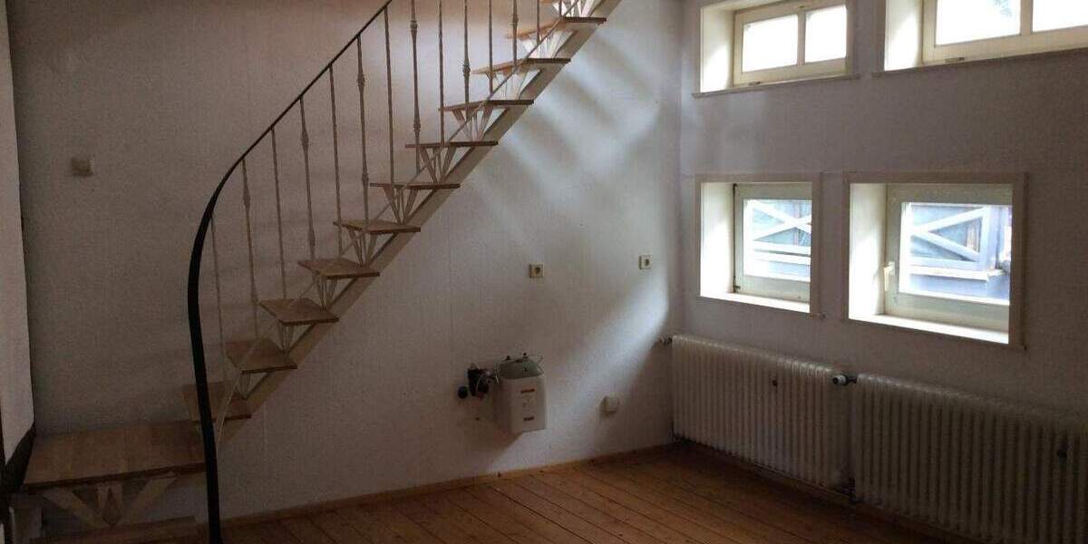 Etagenwohnung Salzwedel - 7 Zimmer, 181 m&sup2;, 89.000&euro; | Angebot:23813001