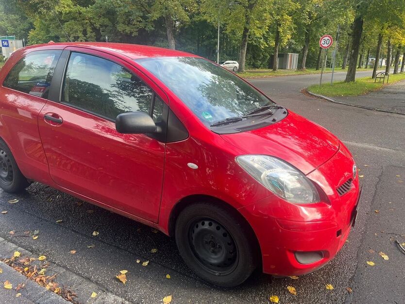Toyota Yaris 162.899 km 1.699 € Augsburg 86156