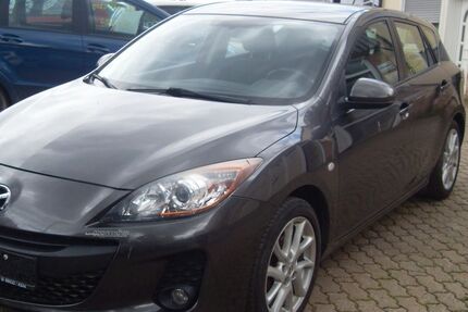 Mazda 3 159.876 km 2.450 &euro; Waldsassen 95652