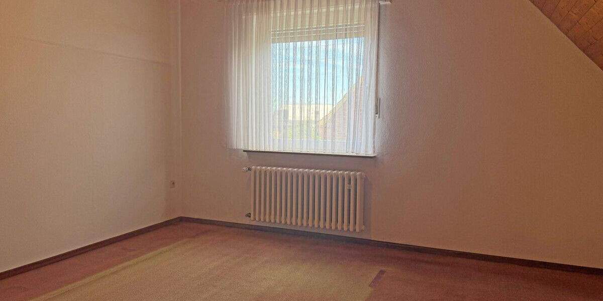 Einfamilienhaus Voerde Spellen - 5 Zimmer, 95 m&sup2;, 420.000&euro; | Angebot:24040118