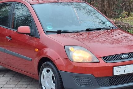 Ford Fiesta 201.323 km 799 € Remshalden 73630