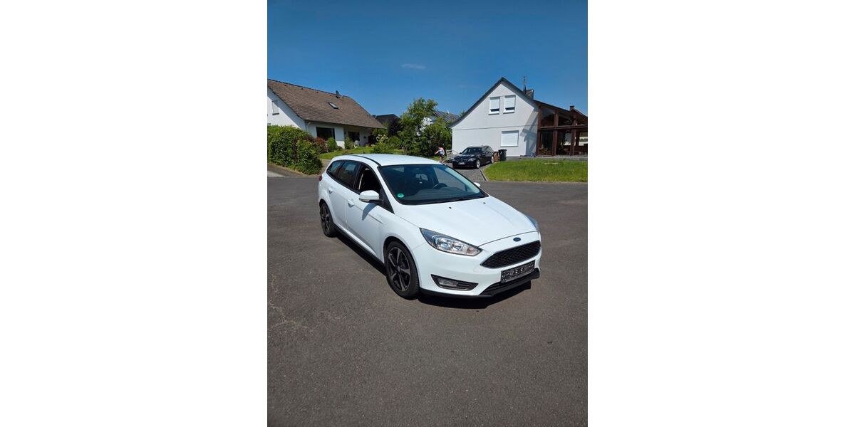Ford Focus 176.000 km 6.400 &euro; Michelbach 57610