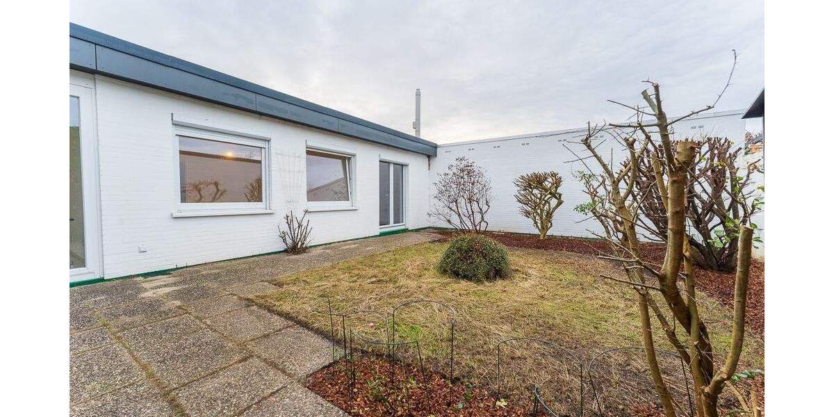 Provisionsfrei - Sanierter Atrium-Bungalow mit 3 Zimmern in Blockdiek! 3 zimmer