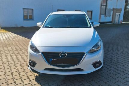 Mazda 3 180.000 km 8.700 &euro; Reut 84367