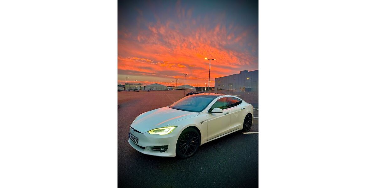 Tesla Model S 118.000 km 22.000 &euro; Berlin 10365