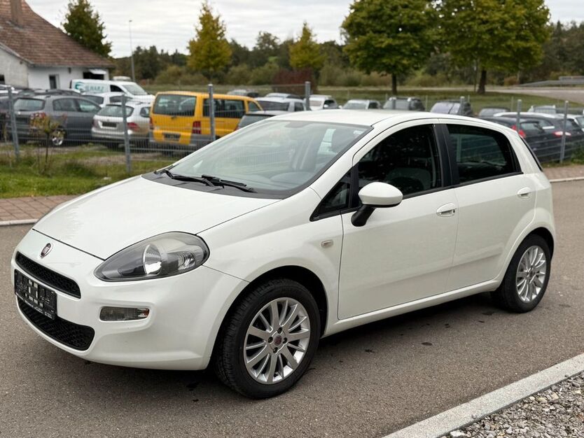 Fiat Punto 214.000 km 1.899 € Dunningen 78655
