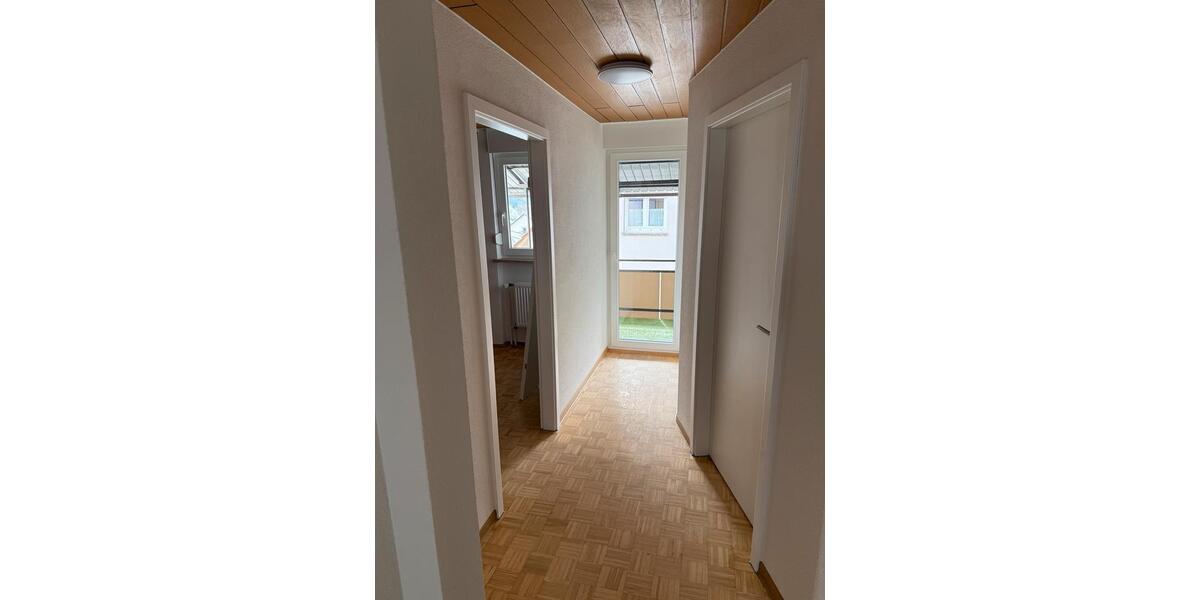 Etagenwohnung Bad Mergentheim - 4 Zimmer, 20 m&sup2;, 500&euro; | Angebot:26357725