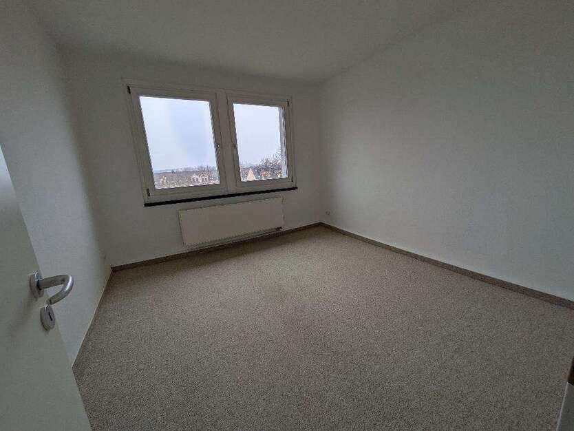 Wohnung zum Mieten in Chemnitz 300 € 46.26 m²