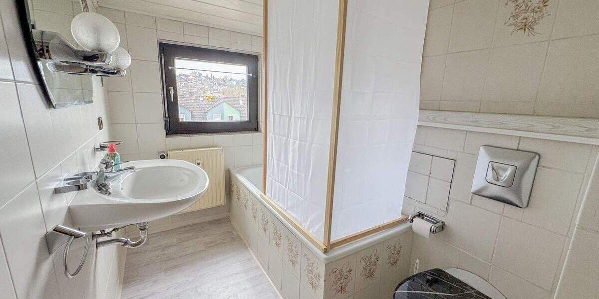 Etagenwohnung Kümmersbruck Haselmühl - 2 Zimmer, 60 m&sup2;, 115.000&euro; | Angebot:25799046