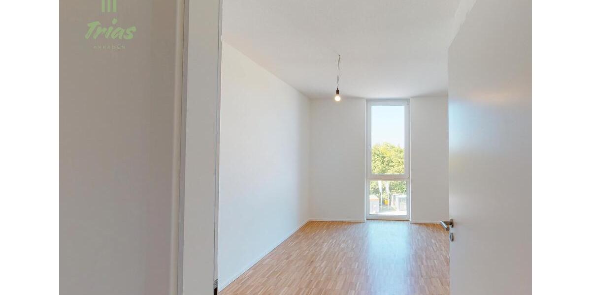 Großzügig geschnittene 4-Zimmer-Wohnung mit zwei Bädern und Terrasse! 4 zimmer